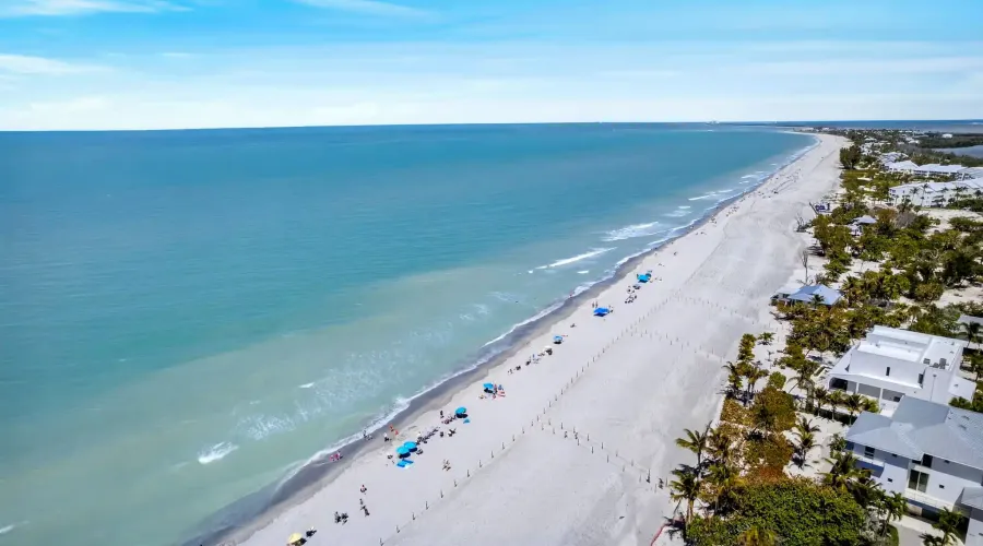 11508 Wightman Lane, Captiva, Florida, 33924, United States, 4 Bedrooms Bedrooms, 10 Rooms Rooms,4 BathroomsBathrooms,Residential,For Sale,Wightman,20261041468