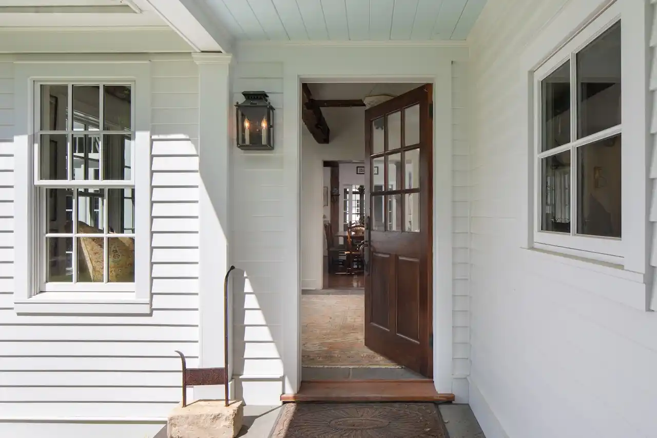 https://harneyrealestate.com/property/57-indian-trail-road-new-milford – image 3