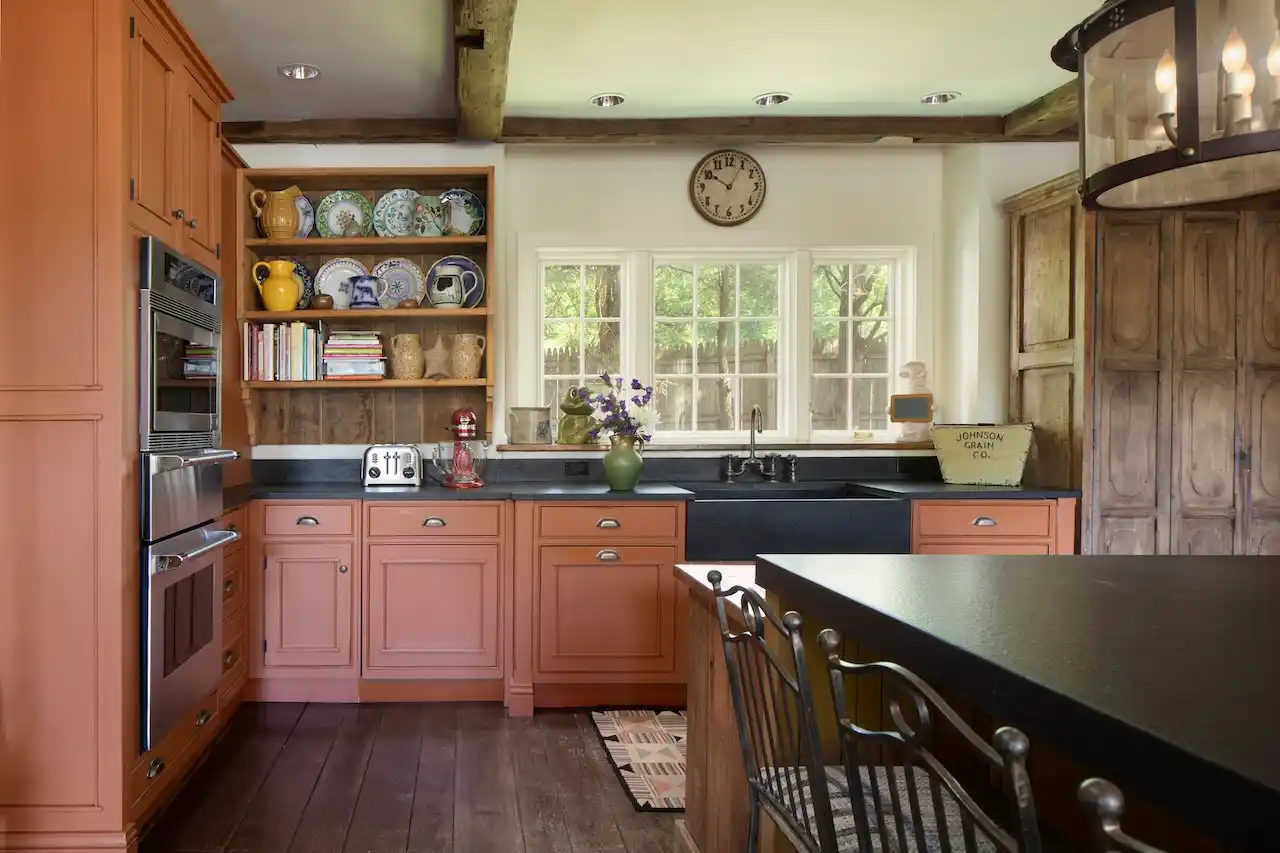 https://harneyrealestate.com/property/57-indian-trail-road-new-milford – image 7