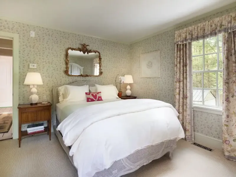 https://harneyrealestate.com/property/57-indian-trail-road-new-milford – image 18