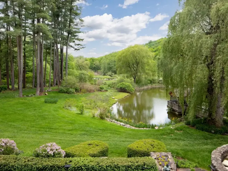https://harneyrealestate.com/property/57-indian-trail-road-new-milford – image 25