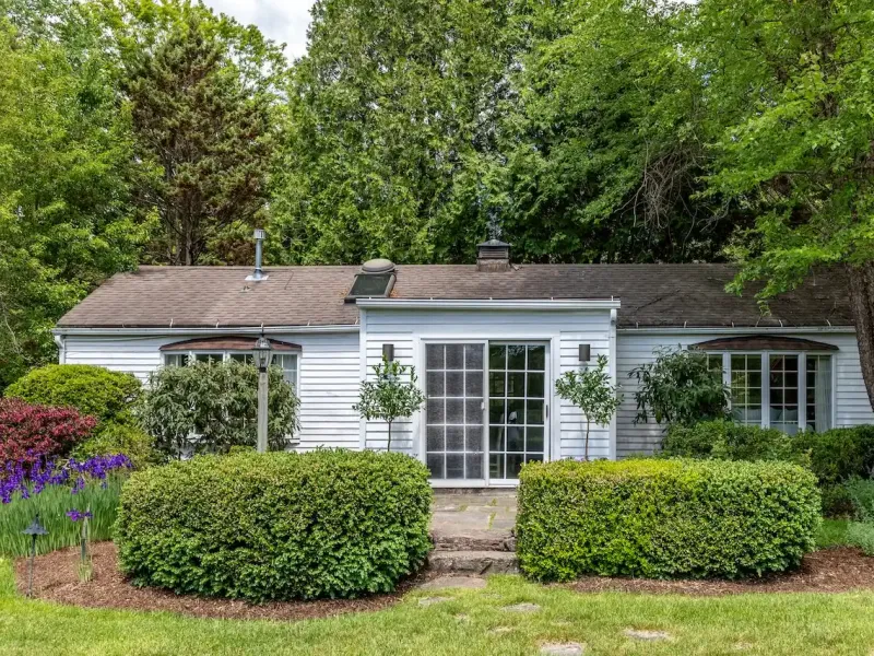 https://harneyrealestate.com/property/57-indian-trail-road-new-milford – image 33
