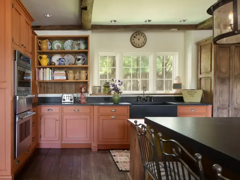 https://harneyrealestate.com/property/57-indian-trail-road-new-milford – image 7