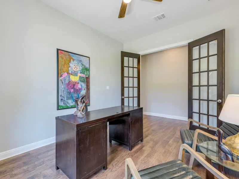 Custom Built Home in Lakeway on 1.7 Acre Lot – image 8