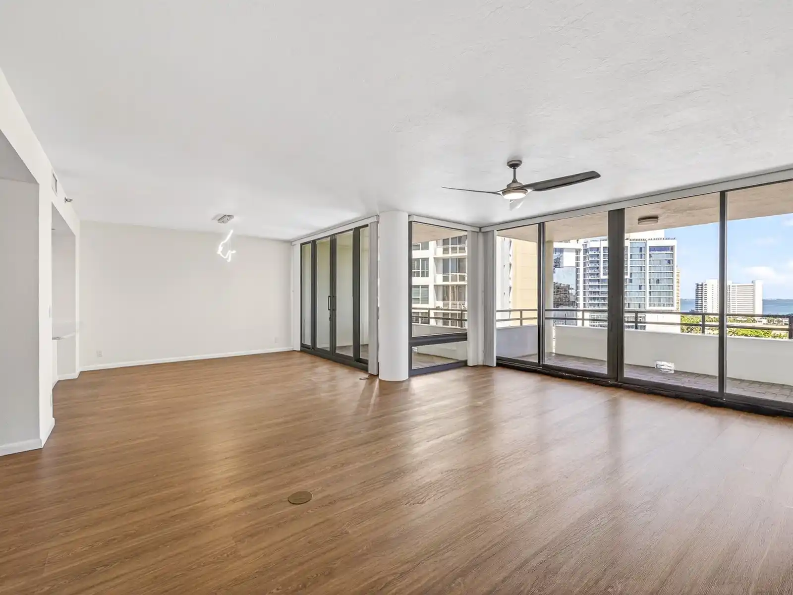 1255 N Gulfstream Avenue, #1101 – image 9