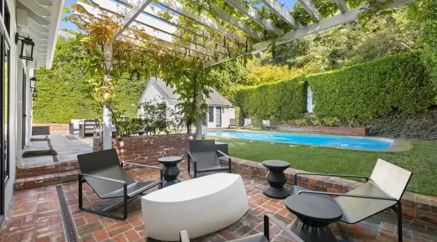 1960 Coldwater Canyon, Beverly Hills, California, United States, 3 Bedrooms Bedrooms, ,5 BathroomsBathrooms,Residential,For Sale,Coldwater Canyon,70030019984