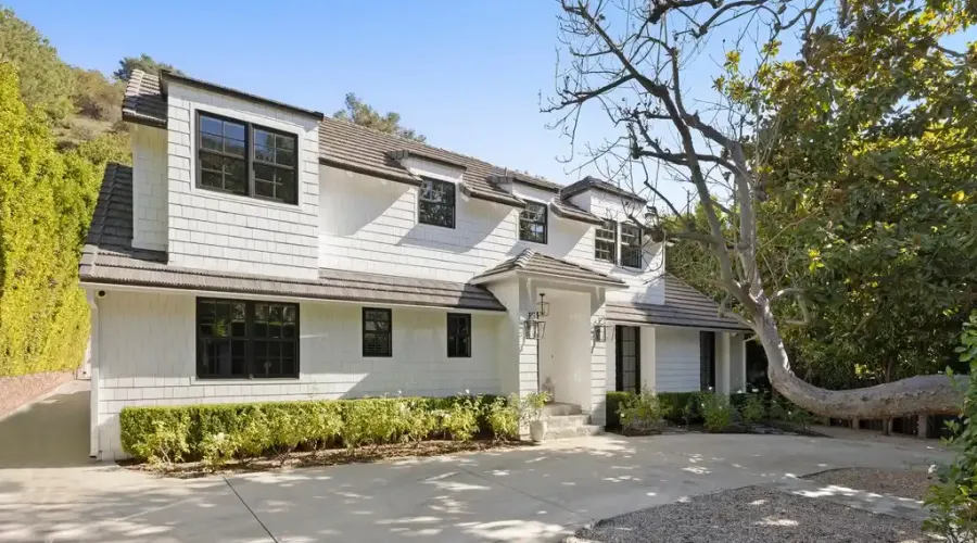 1960 Coldwater Canyon, Beverly Hills, California, United States, 3 Bedrooms Bedrooms, ,5 BathroomsBathrooms,Residential,For Sale,Coldwater Canyon,70030019984