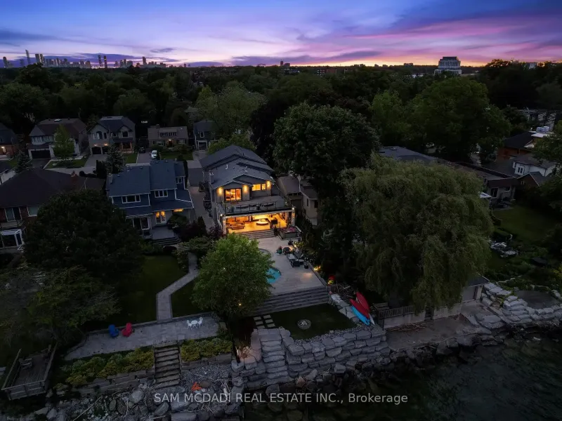 102 Cumberland Drive, Mississauga (W13486670) – image 1