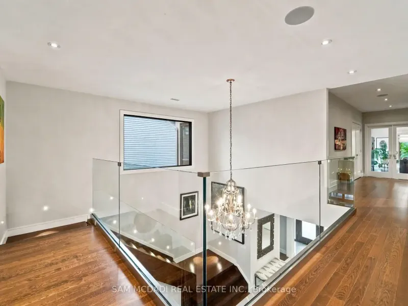 102 Cumberland Drive, Mississauga (W13486670) – image 24