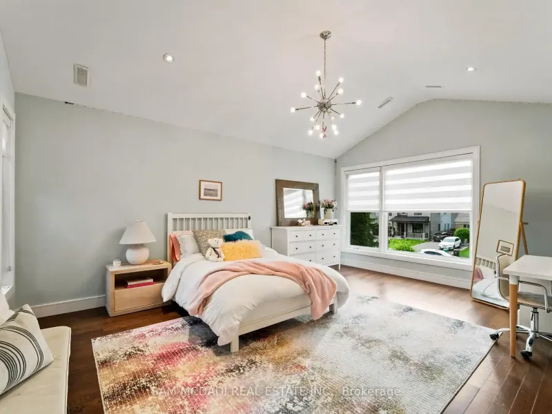 102 Cumberland Drive, Mississauga (W13486670) – image 33