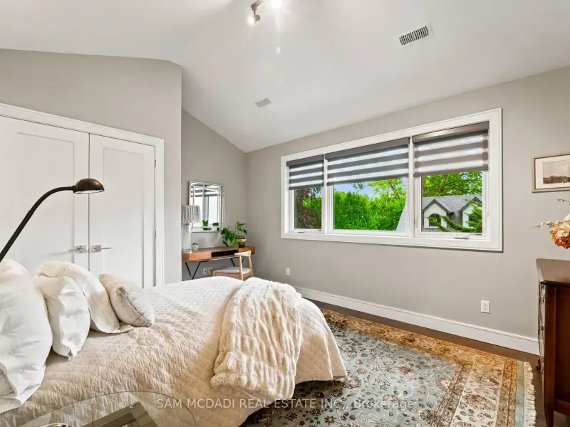 102 Cumberland Drive, Mississauga (W13486670) – image 34