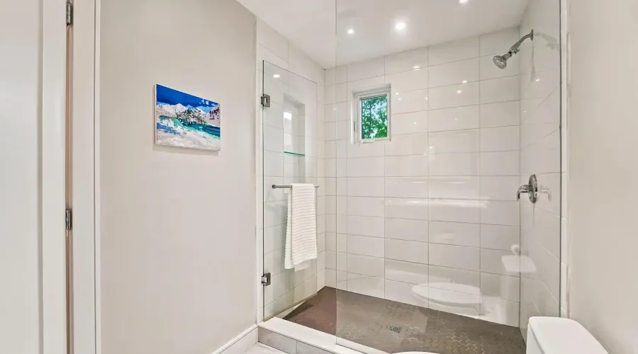 102 Cumberland Drive, Mississauga, Ontario, L5G 3M8, Canada, 5 Bedrooms Bedrooms, ,5 BathroomsBathrooms,Residential,For Sale,102 Cumberland Drive,70030019994