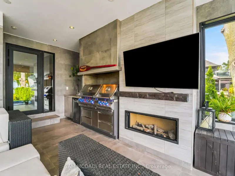 102 Cumberland Drive, Mississauga (W13486670) – image 47
