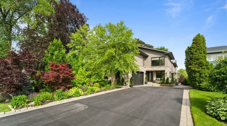 102 Cumberland Drive, Mississauga, Ontario, L5G 3M8, Canada, 5 Bedrooms Bedrooms, ,5 BathroomsBathrooms,Residential,For Sale,102 Cumberland Drive,70030019994