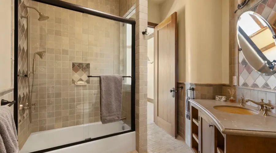 2695 Shady Ridge Lane, Diamond Bar, California, 91765, United States, 6 Bedrooms Bedrooms, ,9 BathroomsBathrooms,Residential,For Sale,Shady Ridge Lane,70030019995