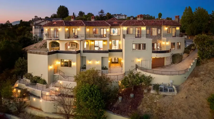 2695 Shady Ridge Lane, Diamond Bar, California, 91765, United States, 6 Bedrooms Bedrooms, ,9 BathroomsBathrooms,Residential,For Sale,Shady Ridge Lane,70030019995