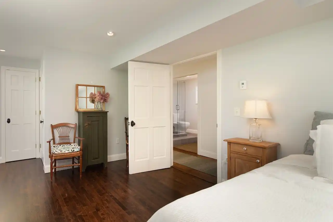 https://harneyrealestate.com/property/243-wells-hill-road-salisbury-ct – image 21