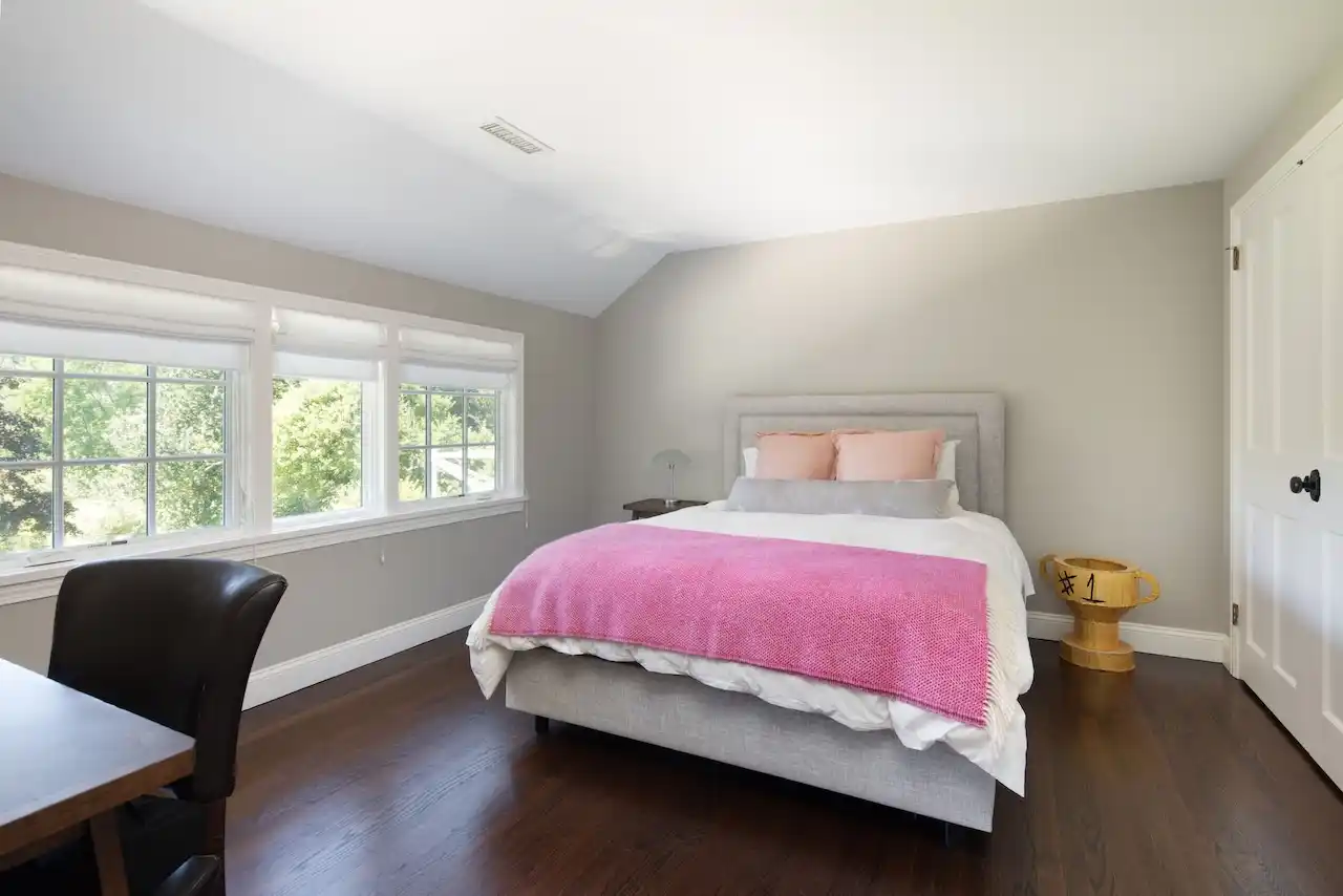 https://harneyrealestate.com/property/243-wells-hill-road-salisbury-ct – image 29