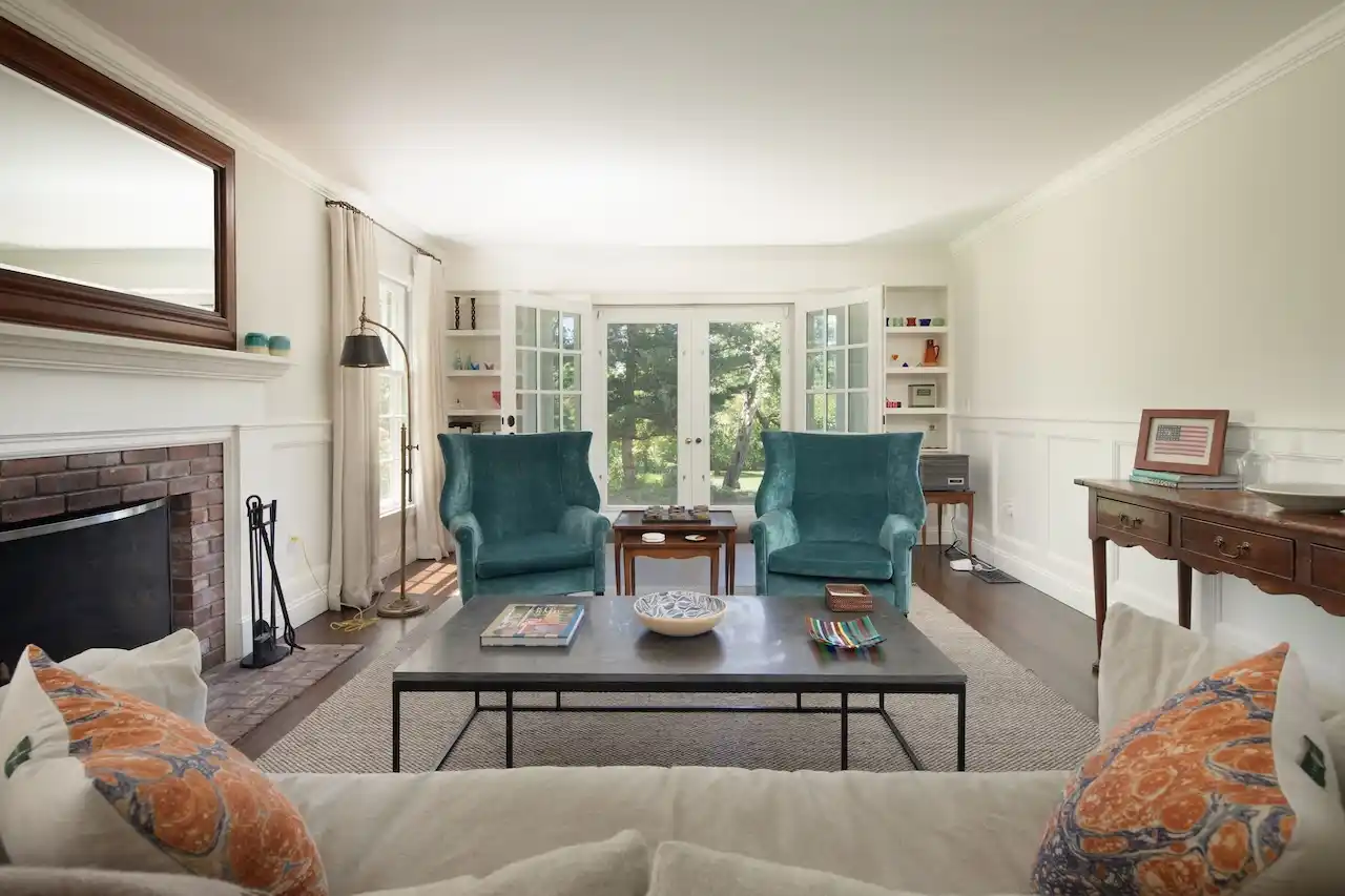 https://harneyrealestate.com/property/243-wells-hill-road-salisbury-ct – image 7