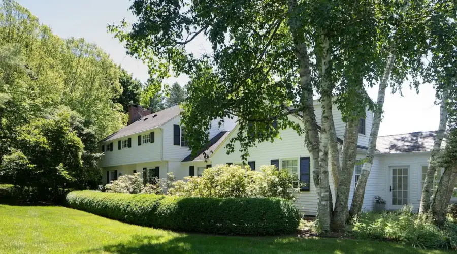 243 Wells Hill Road, Salisbury, Connecticut, 06068, United States, 4 Bedrooms Bedrooms, 8 Rooms Rooms,4 BathroomsBathrooms,Residential,For Sale,Wells Hill,70030020008