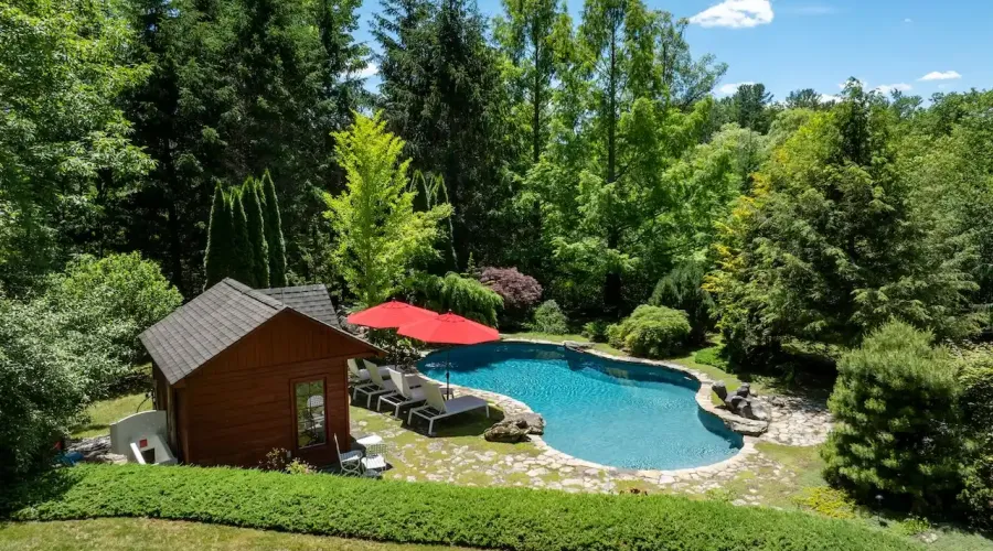 243 Wells Hill Road, Salisbury, Connecticut, 06068, United States, 4 Bedrooms Bedrooms, 8 Rooms Rooms,4 BathroomsBathrooms,Residential,For Sale,Wells Hill,70030020008