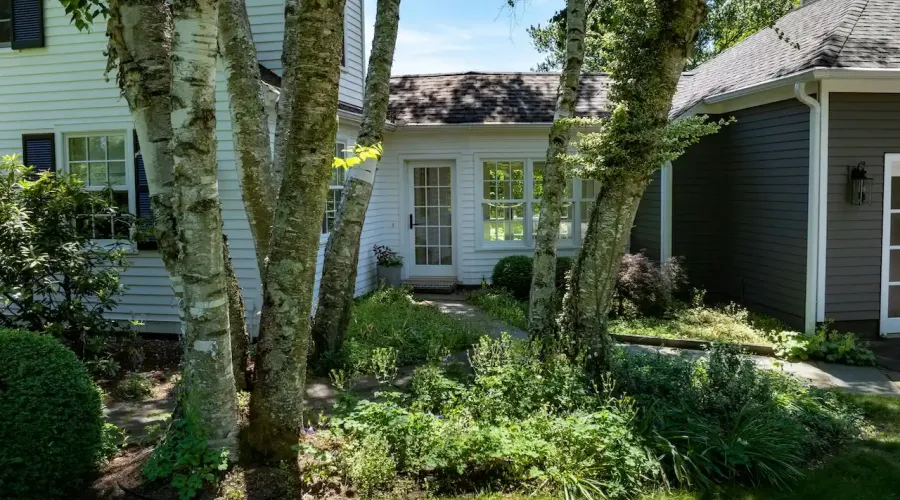 243 Wells Hill Road, Salisbury, Connecticut, 06068, United States, 4 Bedrooms Bedrooms, 8 Rooms Rooms,4 BathroomsBathrooms,Residential,For Sale,Wells Hill,70030020008