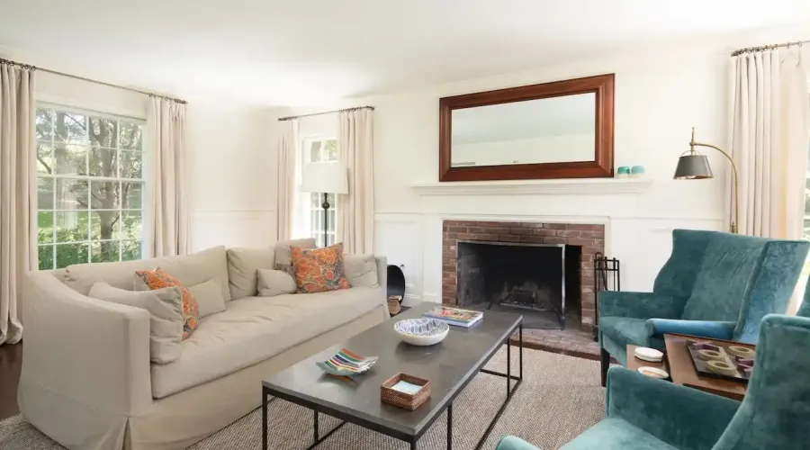 243 Wells Hill Road, Salisbury, Connecticut, 06068, United States, 4 Bedrooms Bedrooms, 8 Rooms Rooms,4 BathroomsBathrooms,Residential,For Sale,Wells Hill,70030020008