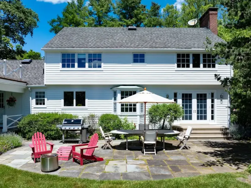 https://harneyrealestate.com/property/243-wells-hill-road-salisbury-ct – image 9