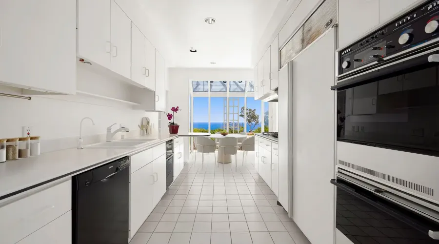 29035 Cliffside Dr, Malibu, California, 90265, United States, 5 Bedrooms Bedrooms, ,4 BathroomsBathrooms,Residential,For Sale,Cliffside Dr,70030020014