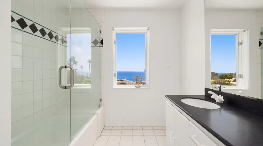 29035 Cliffside Dr, Malibu, California, 90265, United States, 5 Bedrooms Bedrooms, ,4 BathroomsBathrooms,Residential,For Sale,Cliffside Dr,70030020014
