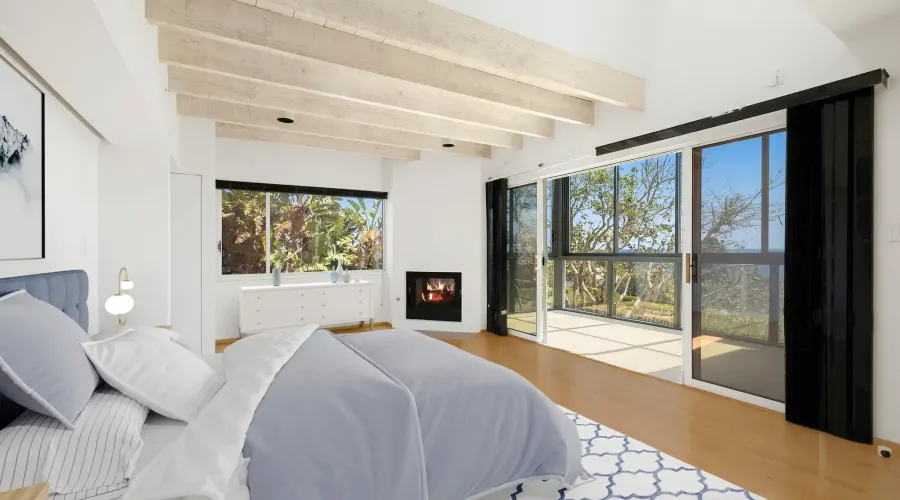 29035 Cliffside Dr, Malibu, California, 90265, United States, 5 Bedrooms Bedrooms, ,4 BathroomsBathrooms,Residential,For Sale,Cliffside Dr,70030020014
