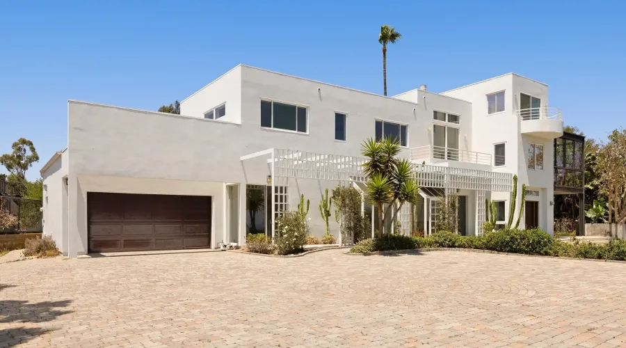 29035 Cliffside Dr, Malibu, California, 90265, United States, 5 Bedrooms Bedrooms, ,4 BathroomsBathrooms,Residential,For Sale,Cliffside Dr,70030020014