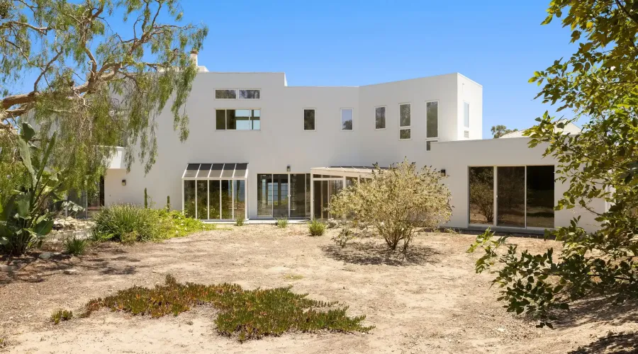29035 Cliffside Dr, Malibu, California, 90265, United States, 5 Bedrooms Bedrooms, ,4 BathroomsBathrooms,Residential,For Sale,Cliffside Dr,70030020014