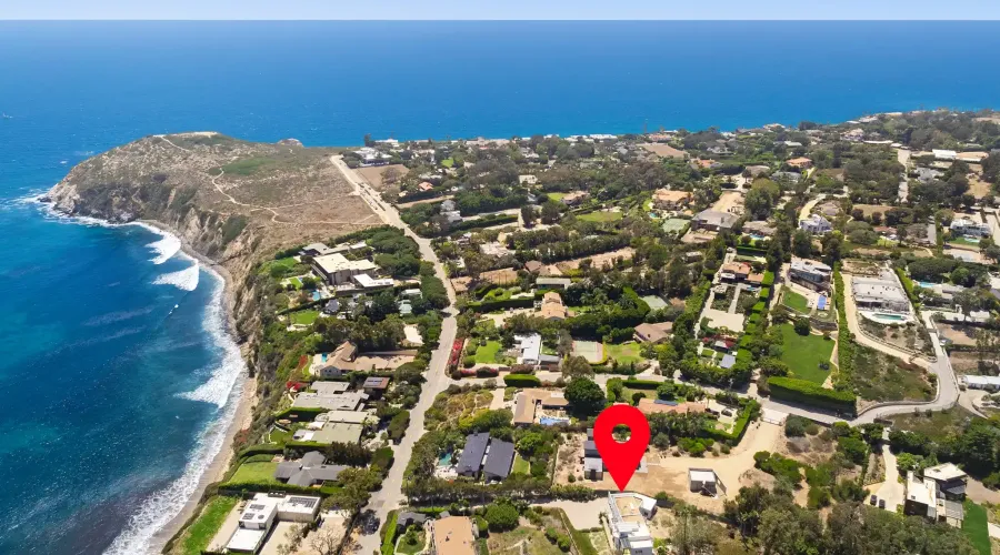 29035 Cliffside Dr, Malibu, California, 90265, United States, 5 Bedrooms Bedrooms, ,4 BathroomsBathrooms,Residential,For Sale,Cliffside Dr,70030020014