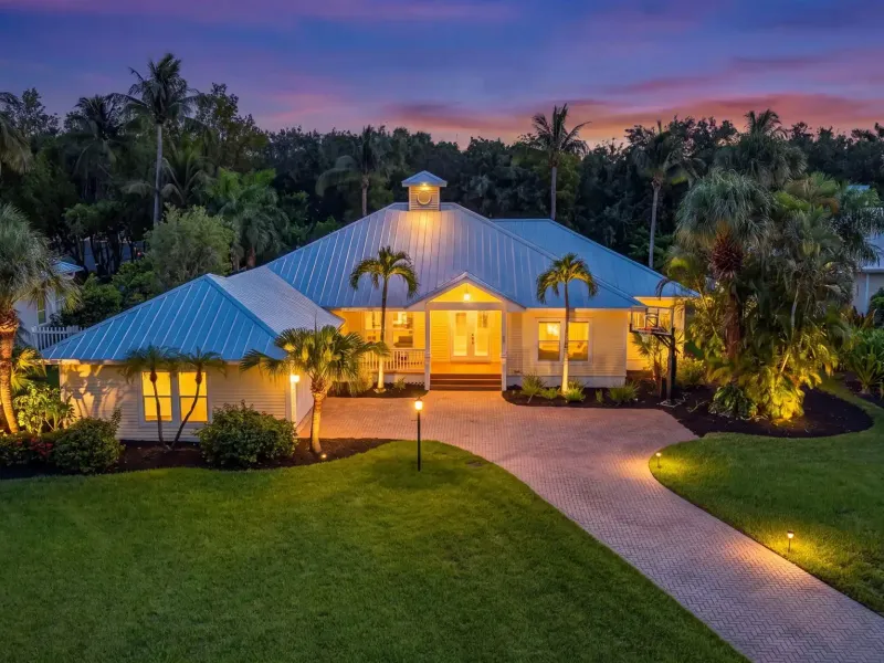COCONUT CREEK - GATED COMMUNITY – image 1