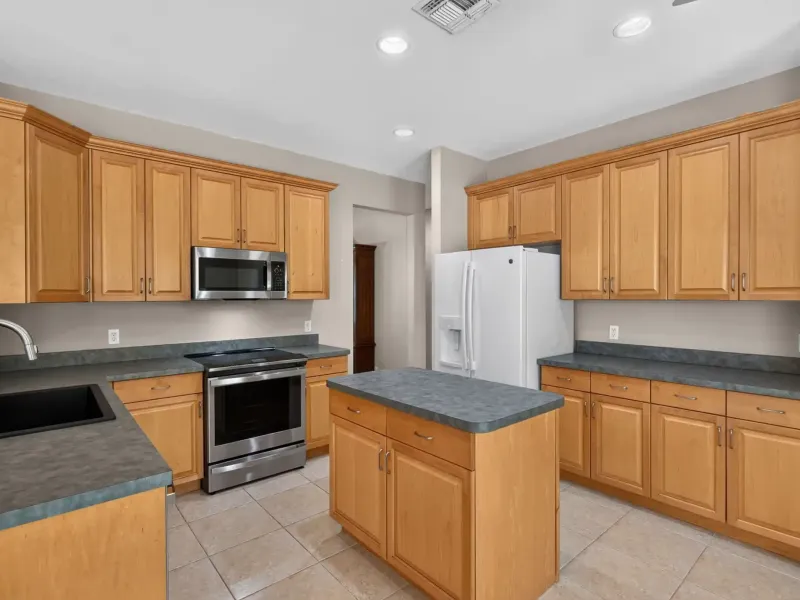 COCONUT CREEK - GATED COMMUNITY – image 12