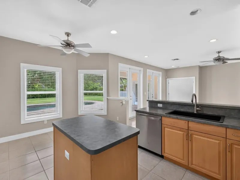 COCONUT CREEK - GATED COMMUNITY – image 13