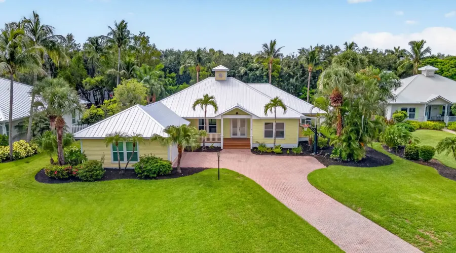 12281 McGregor Palms Drive, Fort Myers, Florida, 33908, United States, 3 Bedrooms Bedrooms, 9 Rooms Rooms,2 BathroomsBathrooms,Single family home,For Sale,McGregor Palms,70030020027