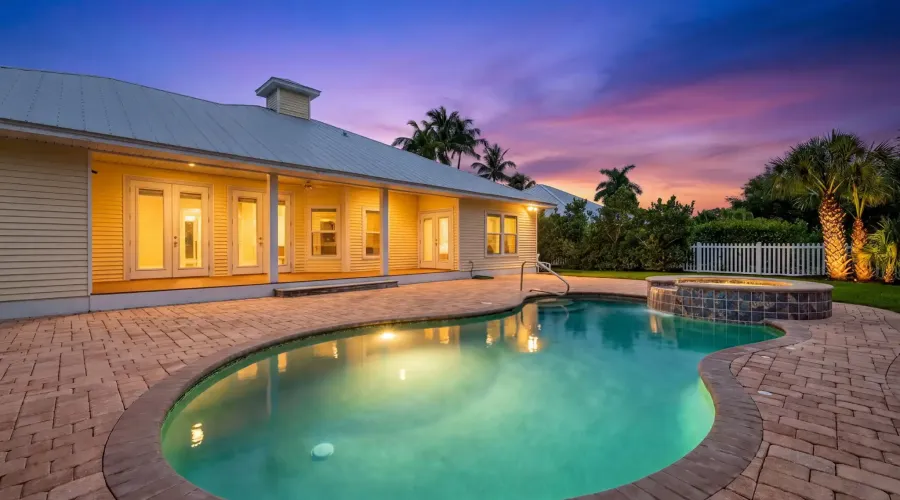 12281 McGregor Palms Drive, Fort Myers, Florida, 33908, United States, 3 Bedrooms Bedrooms, 9 Rooms Rooms,2 BathroomsBathrooms,Single family home,For Sale,McGregor Palms,70030020027