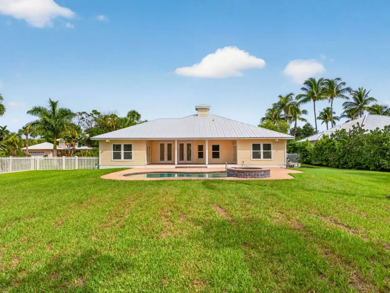 COCONUT CREEK - GATED COMMUNITY – image 35