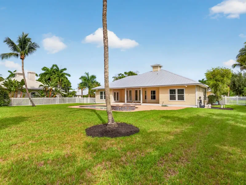 COCONUT CREEK - GATED COMMUNITY – image 36