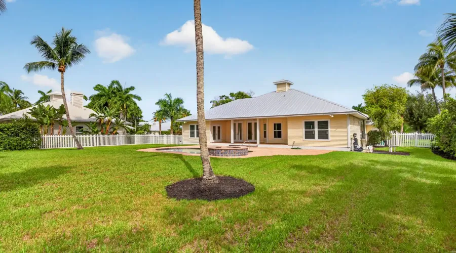 12281 McGregor Palms Drive, Fort Myers, Florida, 33908, United States, 3 Bedrooms Bedrooms, 9 Rooms Rooms,2 BathroomsBathrooms,Single family home,For Sale,McGregor Palms,70030020027