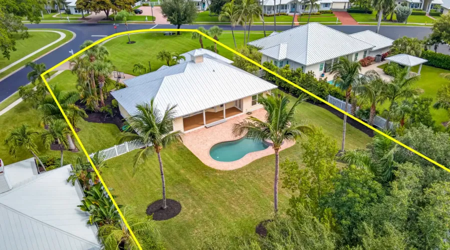 12281 McGregor Palms Drive, Fort Myers, Florida, 33908, United States, 3 Bedrooms Bedrooms, 9 Rooms Rooms,2 BathroomsBathrooms,Single family home,For Sale,McGregor Palms,70030020027
