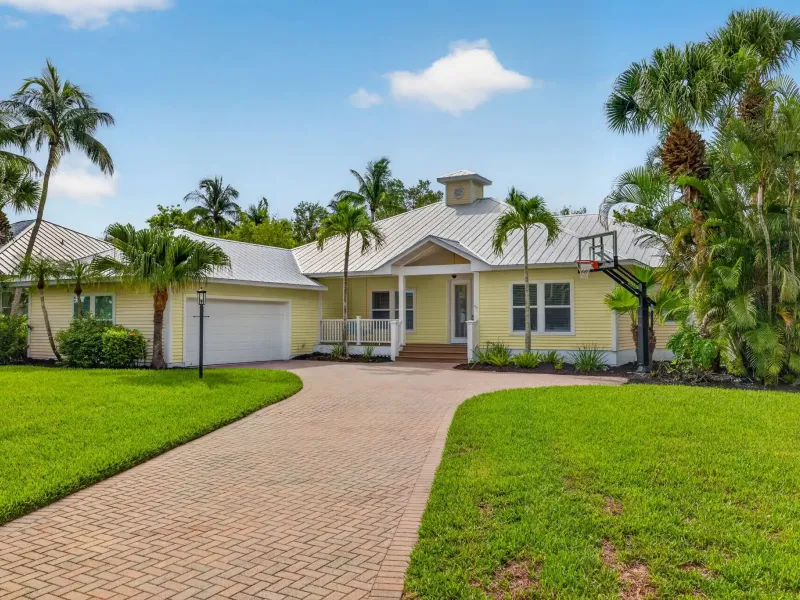 COCONUT CREEK - GATED COMMUNITY – image 4