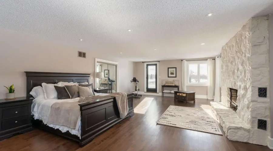 1046 Concession 6 Road W, Hamilton, Ontario, L0R 1V0, Canada, 5 Bedrooms Bedrooms, ,7 BathroomsBathrooms,Residential,For Sale,1046 Concession 6 Road W,70030020028