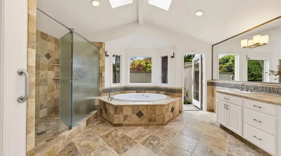 20 Windward Road, Belvedere, California, United States, 4 Bedrooms Bedrooms, ,4 BathroomsBathrooms,Residential,For Sale,20 Windward Road,70030020088