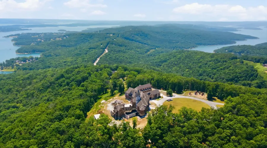 2866 State Hwy DD, Branson West, Missouri, 65737, United States, 19 Bedrooms Bedrooms, ,21 BathroomsBathrooms,Residential,For Sale,State Hwy DD,70030020092