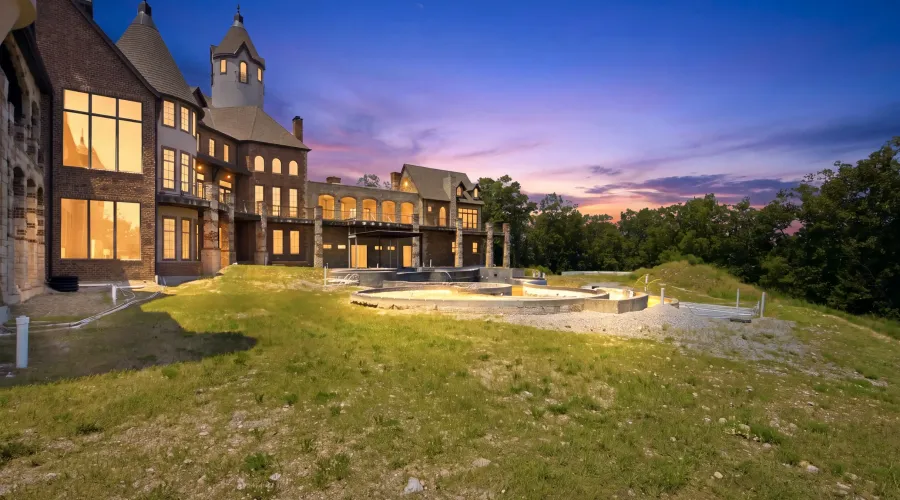 2866 State Hwy DD, Branson West, Missouri, 65737, United States, 19 Bedrooms Bedrooms, ,21 BathroomsBathrooms,Residential,For Sale,State Hwy DD,70030020092