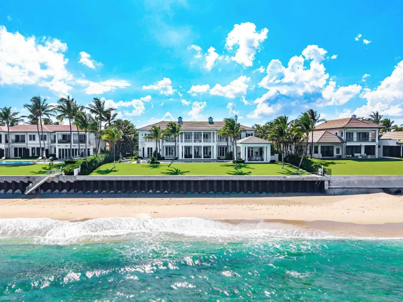 Ocean-to-Intracoastal Estate in Manalapan – image 2