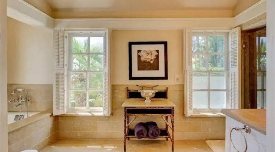 4620 RIVERVIEW BOULEVARD, BRADENTON, FL, 34209, United States, 5 Bedrooms Bedrooms, ,5 BathroomsBathrooms,Residential,For Sale,4620 RIVERVIEW BOULEVARD,210672